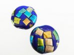 Dichroic glass beads